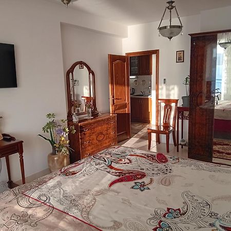 Olga Bashinskaya Apartamento Sutomore Exterior foto